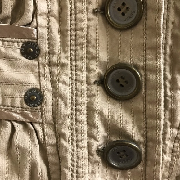 DKNY - Picture 4 of 5